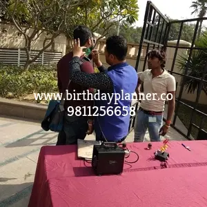 best spray artist in delhi