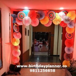decoration of balloon at home