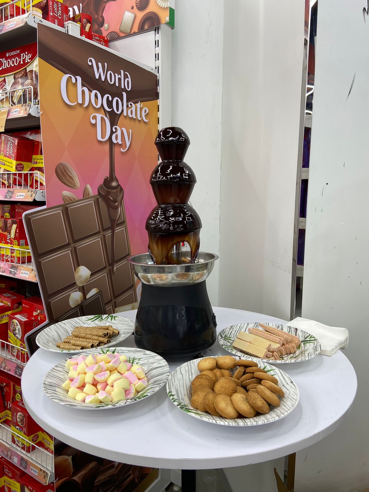 Chocolate Fountain Machine On Rent in Delhi, Gurgaon, Noida