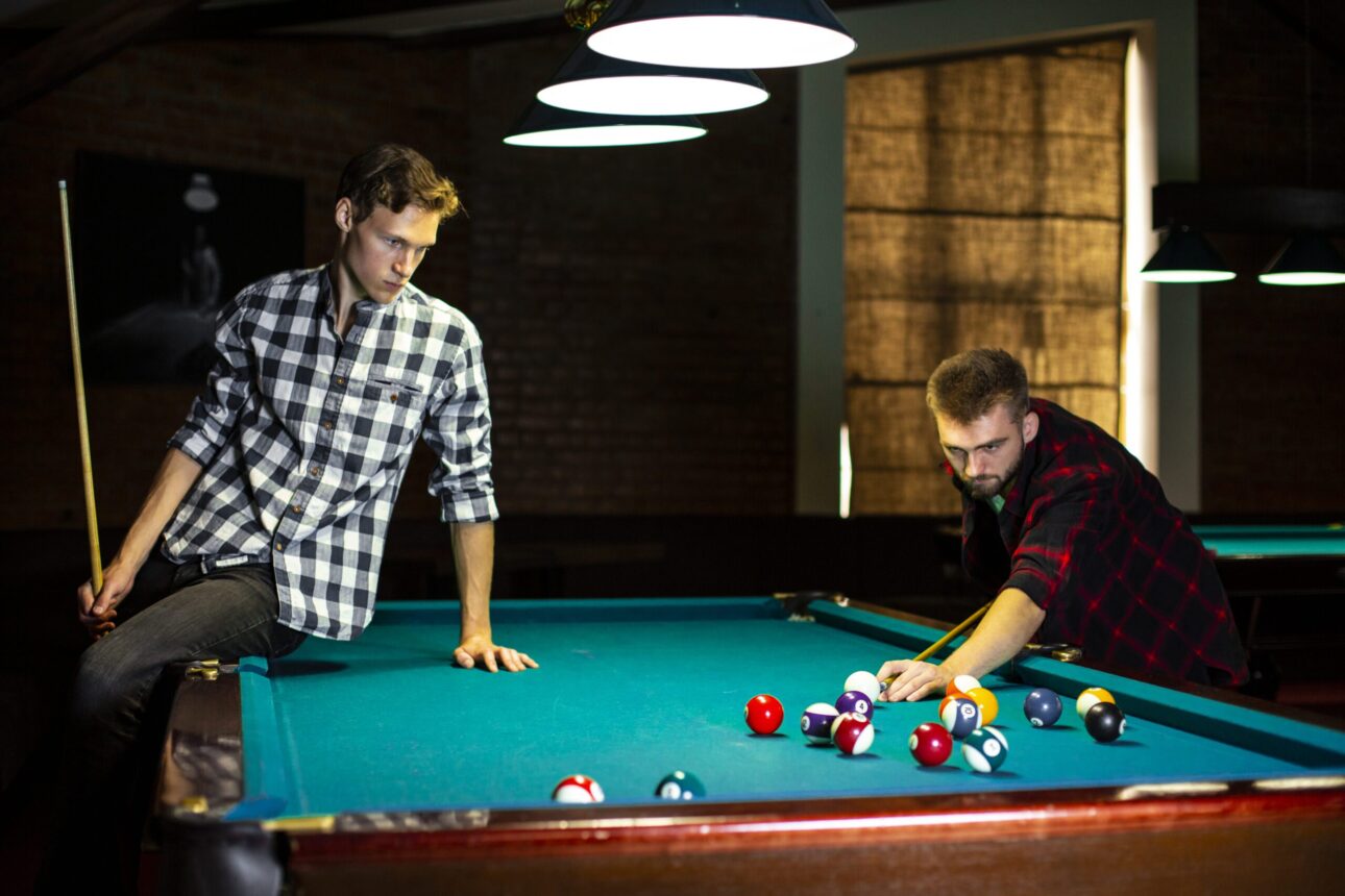 Hire Pool Table On Rent in Delhi, Gurgaon, Noida