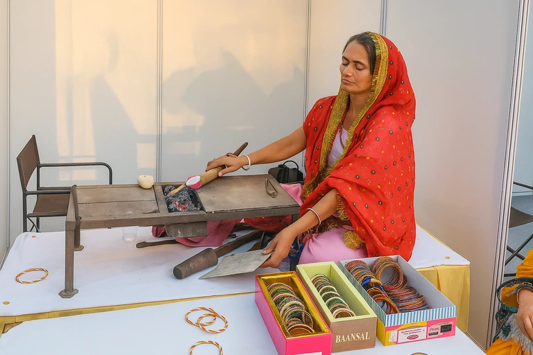 lakh bangle artist for hire