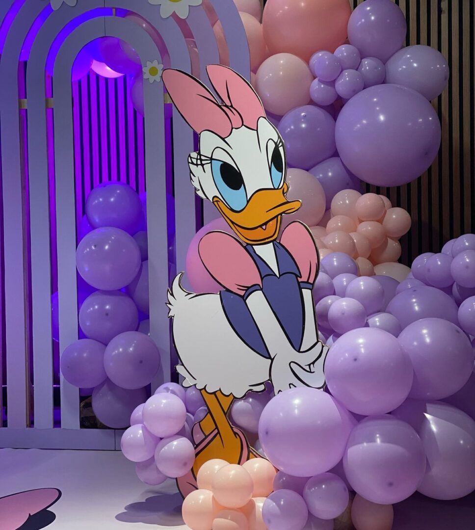 daisy-duck-theme-party-planner-for-events daisy duck theme party planner for events