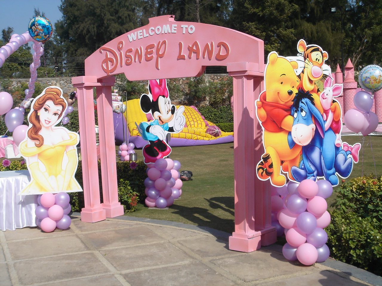 Disney friend theme party