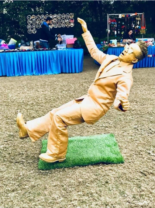 hire invisible chair artist