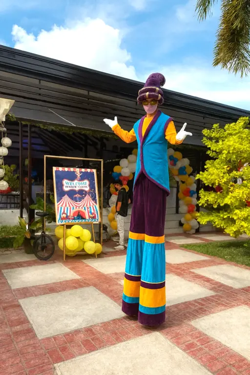 stilt walker for rental