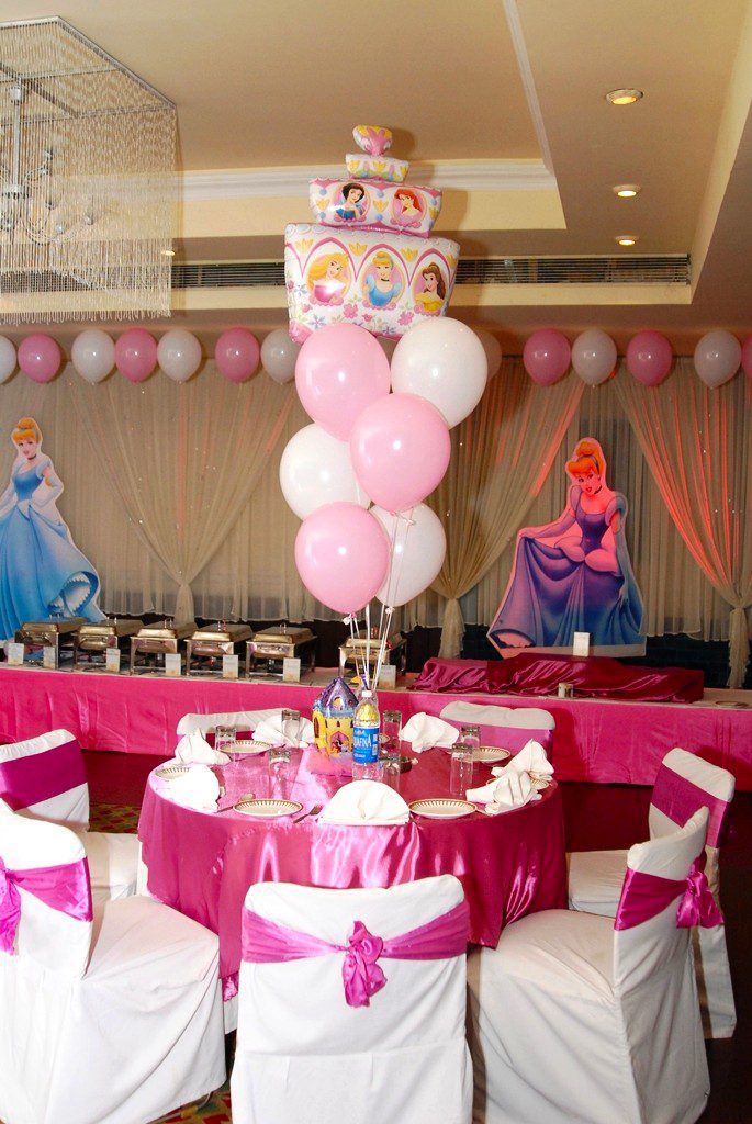 hire-princess-theme-party-planner