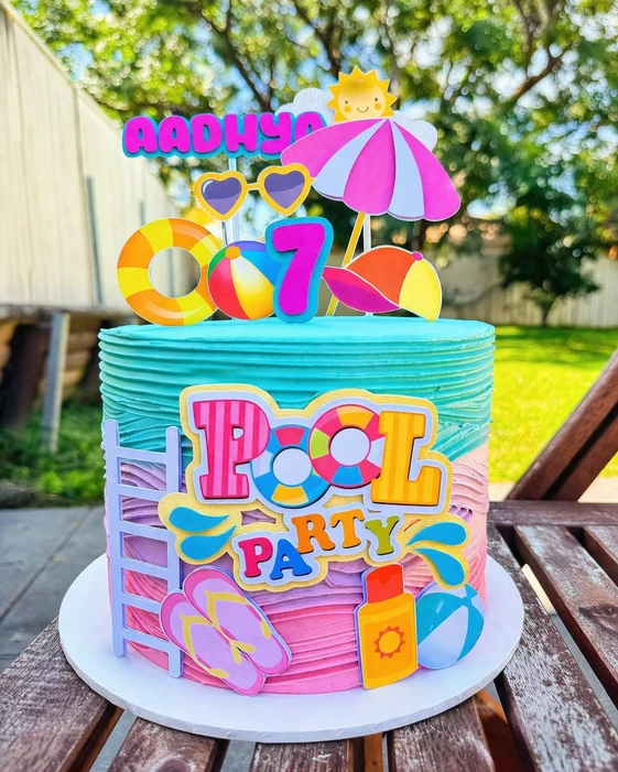 pool party decor